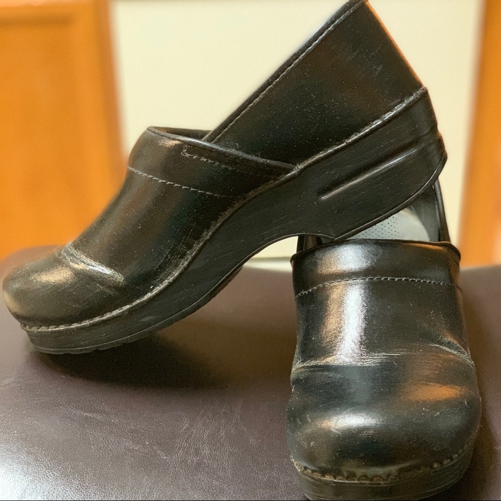 Dansko Vegan professional clogs size 10